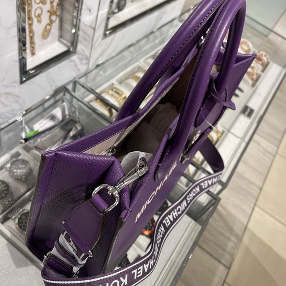 MICHAEL KORS Mirella Medium Pebbled Leather Tote Bag
Dark Purple 
NWT - Picture 15 of 16